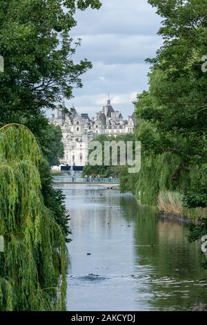 St James's Park - Centre de Londres Banque D'Images