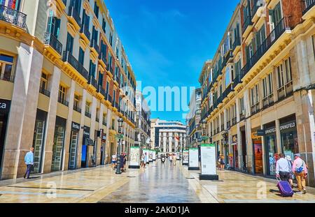 MALAGA, ESPAGNE - 26 septembre 2019 : marche Calle Larios - la ville la plus chère et la principale zone commerçante de resort, le 26 septembre à Malaga Banque D'Images