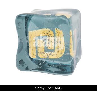 Symbole sicle congelé dans ice cube, 3D Rendering isolé sur fond blanc Banque D'Images