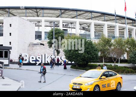 Besiktas sports club appartient à la grande avenue Inonu stadium. Icône Sport club Black Eagle. Elle a été fondée en 1903. Banque D'Images