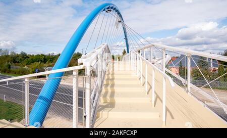 Gyorszentivan 09 27 2019 ils ont remis le pont nommé d'après Imre Kálmán dans Gyorszentiván. Banque D'Images