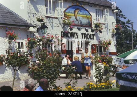 La truite de pub. Lamberhurst. Kent, Angleterre. UK Banque D'Images