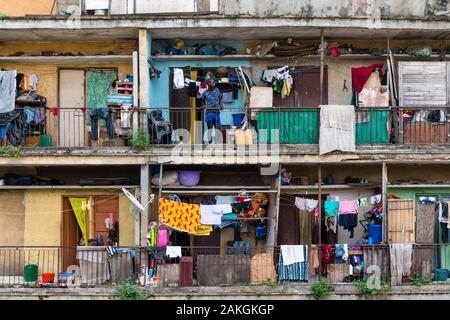 Côte d'Ivoire, Abidjan, Treichville zone de marché, la façade de l'immeuble Banque D'Images