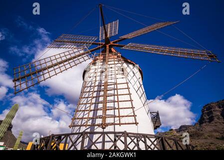 Espagne, Canaries, Gran Canaria Island, Mogan, antique moulin Banque D'Images