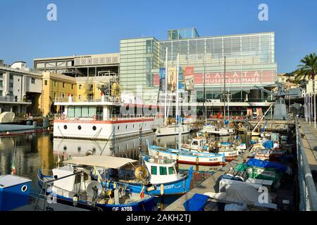 L'Italie, Ligurie, gènes, Porto Antico (vieux port), Galata Museo del Mare (Muma), Musée de la mer conçu par l'architecte Renzo Piano (Galata Museo del Mare) Banque D'Images