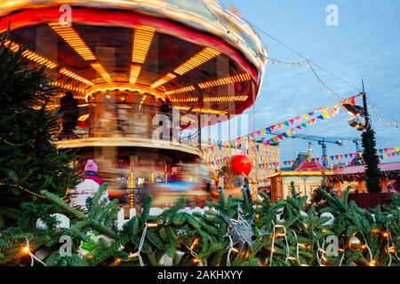 Marché de Noël sur la Place Rouge, Moscou, Russie Banque D'Images