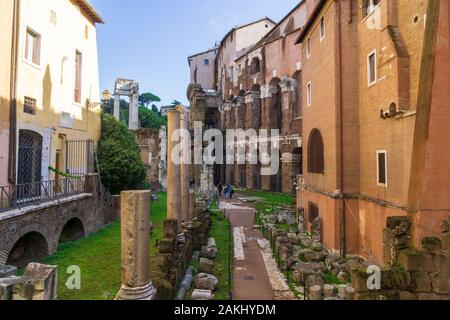 Rome, ITALIE - 7 novembre 2019: Théâtre de Marcellus (Teatro di Marcello) zone à Rome, Italie Banque D'Images