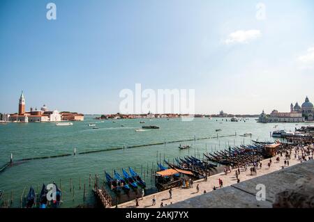 Bassin de Saint Marc et l'église de San Giorgio Maggiore à Venise Banque D'Images