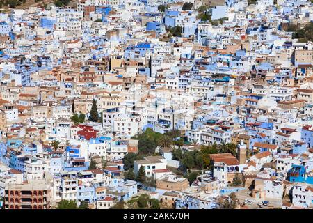 Développement urbain dense de Chefchaouen (également connu sous le nom de Chaouen), Maroc Banque D'Images