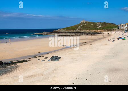 Magnifique plage de sable fin à la plage de Porthmeor St Ives Cornwall England UK Europe Banque D'Images