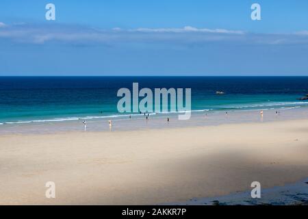 Magnifique plage de sable fin à la plage de Porthmeor St Ives Cornwall England UK Europe Banque D'Images