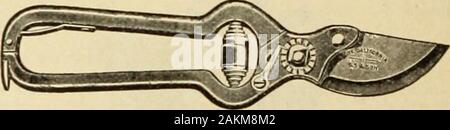 Catalogue Annuel : machines, d'engrais, semences, etc1917 . ^-lb. Sticks 15c 1-lb. Sticks 25c Points Vitrage Peerless, le meilleur point de vitrage sur le marché ; le verre peut-pas glisser ; aucun droit ou gauche pour s'embêter avec. Pour 1 000 75c automatique râteaux pelouse ; 22 dents, en bois. 60c prix rateau de bois. 10 dents, fait main, bow 50c 35c 20 dents en acier ordinaire. 12 dents 14 dents 65c 75c 85c 18 dents 16 dents €1,00 anglais, 36 et 38 pouces $1.40 allemand, américain, fait main 1,25 1,00 1,00 36 pouces contre les mauvaises herbes graminées Bush 1,00, Snaths brevet 85c Bush, anneau double $1.00 Main Sécateur Californie Patter Banque D'Images