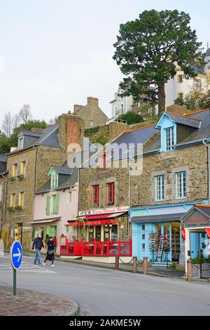 CANCALE, FRANCE -28 DEC 2019- Vue de la ville de Cancale, situé sur la côte de l'Océan Atlantique sur la Baie du Mont Saint Michel, dans le Gard Banque D'Images