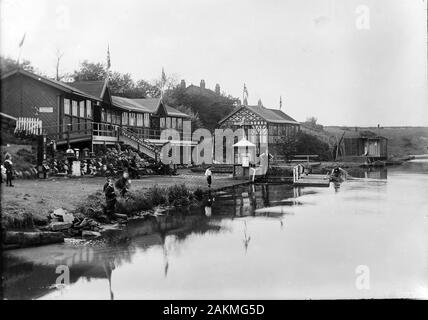 L'ère d'Edwardian vue de la criminalité, le lac Daisy Nook, Failsworth, Manchester, UK. vers 1910. Banque D'Images