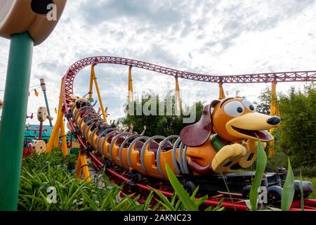 Slinky Dog Dash roller coaster dans le monde section Toy Story de Hollywood studios à Orlando, Floride. Banque D'Images