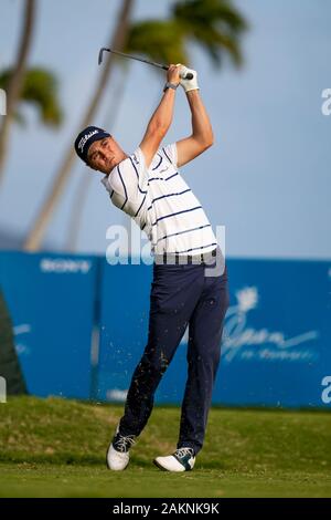 Honolulu, Hawaii, USA. Jan 9, 2020. - Justin Thomas hits son coup de départ sur le 17ème trou lors de la ronde 1 de l'Open Sony à Waialae Country Club à Honolulu, Hawaï. Glenn Yoza/CSM/Alamy Live News Banque D'Images