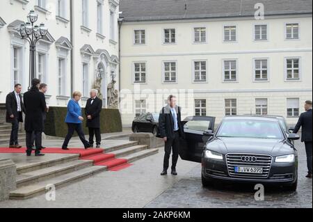 Angela Merkel Bundeskanzlerin wird von Bundespräsident Frank-Walter Steinmeier senneur und Frau Elke Büdenbender empfangen im Schloss Bellevue , Ber Banque D'Images