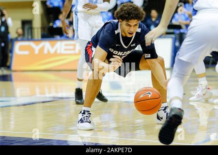 9 janvier 2020 : 2020 : 1568 de basket-ball de NCAA de l'avant des Bulldogs Anton Watson (22) s'occupe de la balle au cours du premier semestre contre San Diego Toreros JAN 09 @ Jenny Craig Pavilion - San Diego, CA.Crédit Photo : Michael Cazares/Cal Sport Media Banque D'Images