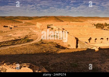 L'entrée principale de l'ancien fort de la légion étrangère Bou Sherif au Maroc Banque D'Images