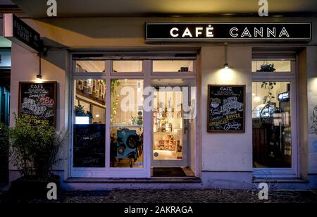 Berlin, Allemagne. 07Th Jan, 2020. Café de la CDB de canna. Credit : Britta Pedersen/dpa-Zentralbild/ZB/dpa/Alamy Live News Banque D'Images