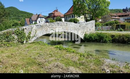 Bad Urach est une ville d'Allemagne avec de nombreuses attractions historiques Banque D'Images