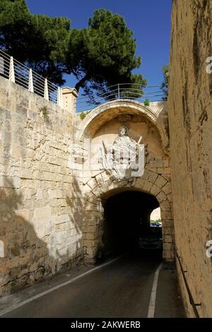 Centre historique de la vieille ville de Mdina - soi-disant ville grecque gate Banque D'Images