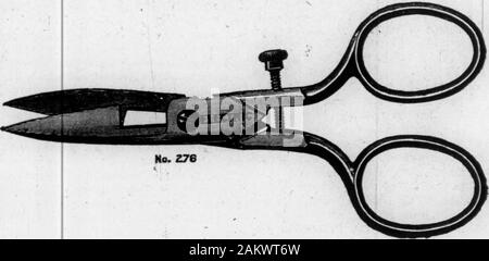 Le presbytérien de la Caroline du Nord . Prix de détail fabricants 1,25,ou, le Eledtrle Ciseaux trou du bouton. A vis bleu, poli, plein ustmen^3ad brevet poignée biseauté pour monter les doigts.. Prix de détail fabricants-$1.00ou Elkctric, la lame du couteau trois congrès - une grande et deux petites couverts bl ade"full et poli gravé, stag poignée .-.-ngress pattern. [La trop grande pour[ pièce ici.]Ces goobs sont certifiés comme étant de meilleure qualité de l'acier et très woikmanshipThey mieux tous les fabricants stamp sur eux.    ^ J. RHODES BROWN, Président. Banque D'Images