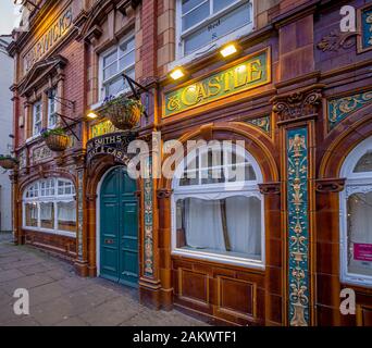 Vue extérieure de l'Elephant and Castle pub à Westgate, Wakefield. Un bâtiment classé grade II. Banque D'Images