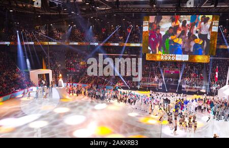 Lausanne, Suisse - Janvier 09, 2020 : Ouverture Cerermony des JOJ Jeux Olympiques de la jeunesse d'hiver. Olympische Jugend-Winterspiele, Olympische Jugendspiele, CIO, dans le monde d'utilisation | Banque D'Images