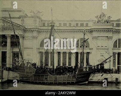 Vues de l'exposition universelle et Midway plaisance .. . La Nina et la Pinta, les deux plus petits navires de la flotte de Colomb, a quitté l'Espagne avec les SantaMaria, mais contrairement à elle a dû être remorqué sur. Ils ont été modélisés d'après les plans de l'original auquel le découvreur a fait son voyage périlleux. Comme ils sont au quai, à l'Est de l'AgriculturalBuilding, ils n'ont jamais un moment pendant la journée sans une foule de visiteurs.. La Santa Maria, l'une des trois caravelles, Christophe Colomb a quitté Cadix, Espagne, en février 1893, andcrossing l'océan seul atteint Chicago au mois de juillet suivant. Elle était une réplique exacte reprod Banque D'Images