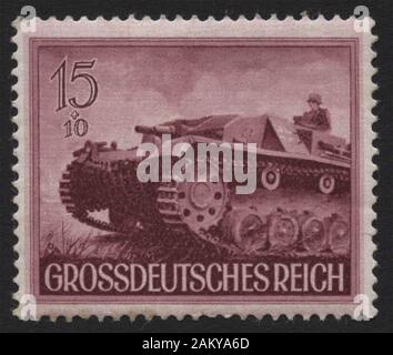 ALLEMAGNE NAZIE - VERS 1944. Timbre-poste avec le fusil d'assaut Sturmgeschütz III (StuG III) le véh de combat blindé à chenilles le plus produit en Allemagne Banque D'Images
