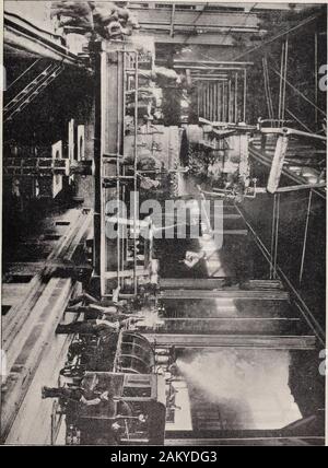 Histoire de la fabrication de plaques de blindage pour l'United States Navy . o r w om &gt;4 O S:2:2 o m 00 00 O &gt ; r&gt ; ow &gt;O r&gt ; w :^oo. Banque D'Images