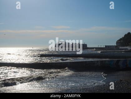 Café sur la côte de la mer Noire de Sotchi 05.09.2019 Banque D'Images