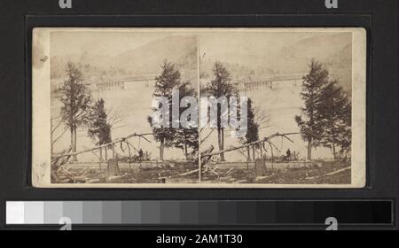 Le pont du chemin de fer à Hancock, sur la branche nord de l'Illinois comprend également des vues à partir de la série intitulée : Vues de beaux paysages le long de la ligne de l'Erie Railway, et pittoresque sur l'ERIE R.R. Comprend un affichage colorés à la main. Robert Dennis Collection de vues stéréoscopiques. Vues le long de l'Erie Railroad, y compris Lackawaxen et la rivière Delaware, vue sur le Chemung à Elmira, Starucca viaduct et environs, Cascade aux environs du pont y compris chutes Cascade, pont à Hancock, la Ramapo Valley près de Southfield, Ramapo, y compris un four historique où a été faite au cours de la chaîne Banque D'Images