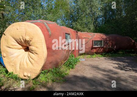Stekene, Belgique, 14 septembre 2019, Verbeke Foundation, CasAnus dans une liste de la plupart des chambres d'hôtel individuelles dans le monde Banque D'Images