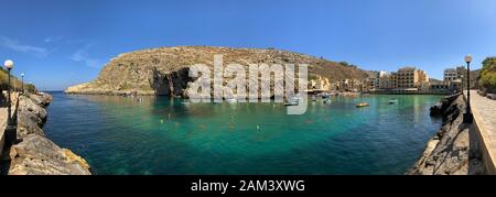 Baie de Xlendi sur l'île de Gozo, Malte Banque D'Images