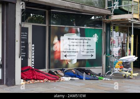 Dormir dans les rues de Londres Banque D'Images