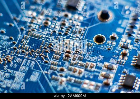 Plaquettes de circuits imprimés et composants radio electronics Banque D'Images