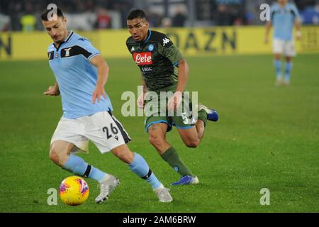 Roma, Italie. 11Th Jan, 2020. Stefan radu (Lazio)-marques loureiro allan ( napoli )au cours de Lazio vs Napoli, Serie A soccer italien Championnat Hommes à Roma, Italie, le 11 janvier 2020 - LPS/Renato Olimpio Crédit : Renato Olimpio/fil LPS/ZUMA/Alamy Live News Banque D'Images