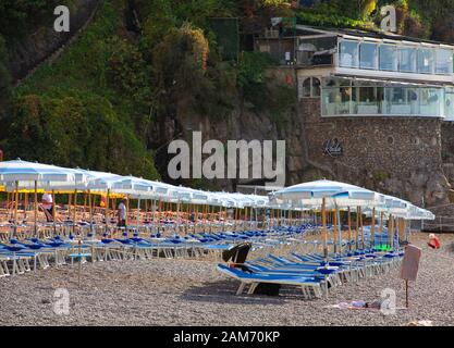 Positano, ITALIE - 26 septembre 2017: Positano est une ville sur la côte amalfitaine en Italie. Sa croissance rapide d'un petit village de pêcheurs à une internation Banque D'Images