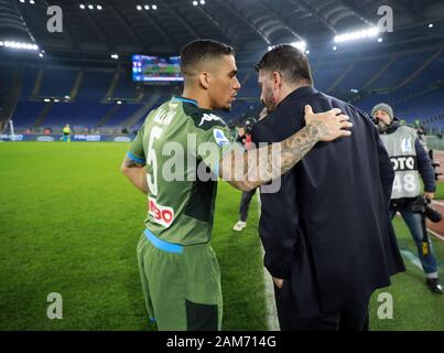 Stadio Olympico, Rome, Italie. 11Th Jan, 2020. Football, Serie A Lazio contre Napoli ; Allan de Napoli parle avec Gennaro Gattuso entraîneur du Napoli - usage éditorial : Action Crédit Plus Sport/Alamy Live News Banque D'Images