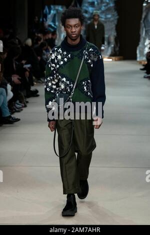 Milan, Italie. 11Th Jan, 2020. NEIL BARRETT Automne/Hiver 2020/2021 de piste à Milan Fashion Week d'hommes Janvier 2020 - Milan, Italie 11/01/2020 Credit : dpa/Alamy Live News Banque D'Images