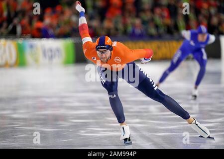 10-01-2020 SCAATSEN: ISU EK AFSTANDEN: Heerenveen Thomas Krol lors des Championnats européens de patinage de vitesse de l'UIP, le 10 janvier 2020 à Heerenveen, Pays-Bas. Photo par SCS/Soenar Chamod Banque D'Images