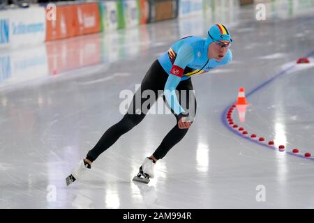 10-01-2020 SCAATSEN: ISU EK AFSTANDEN: Heerenveen Bart Swings (bel) lors des Championnats européens de patinage de vitesse de l'UIP, le 10 janvier 2020 à Heerenveen, Pays-Bas. Photo par SCS/Soenar Chamod Banque D'Images