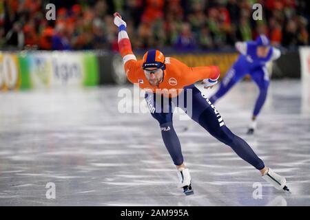 10-01-2020 SCAATSEN: ISU EK AFSTANDEN: Heerenveen Thomas Krol lors des Championnats européens de patinage de vitesse de l'UIP, le 10 janvier 2020 à Heerenveen, Pays-Bas. Photo par SCS/Soenar Chamod Banque D'Images