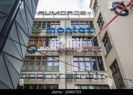 Neonside - Galerie Neon sur la rue Ruska sur la vieille ville de Wroclaw dans la région de Silésie en Pologne Banque D'Images