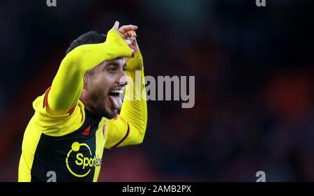 Roberto Pereyra (au centre) de Watford célèbre son troisième but du jeu lors du match de la Premier League au stade vitalité de Bournemouth. Banque D'Images