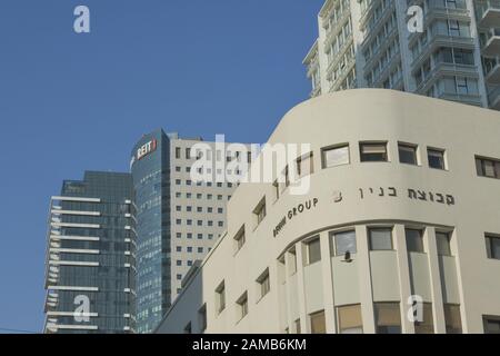 Hochhäuser, Altbauten, Rothschild Boulevard, Tel Aviv, Israël Banque D'Images