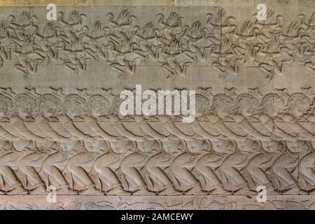 Plans détaillés des reliefs dans le temple d'Angkor Wat, au Cambodge Banque D'Images