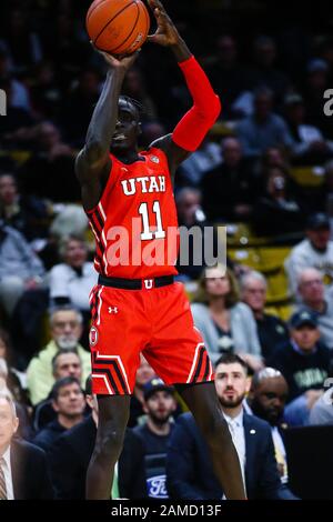 12 janvier 2020: Utah Utes garde Les Deux Gach (11) pousses un trois dans le match de basket-ball pour hommes entre le Colorado et l'Utah au Coors Events Center à Boulder, CO. Colorado a couru à un 26-7 plomb dans la première moitié. Derek Regensburger/CSM. Banque D'Images